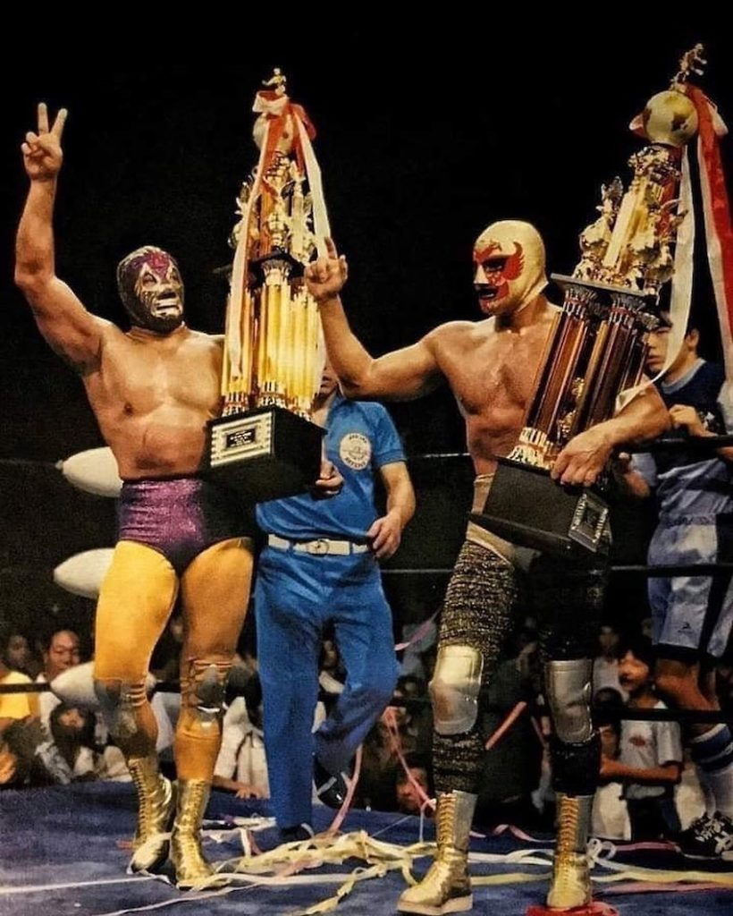 The Mexican luchadores Mil Mascaras and Dos Caras in Japan.