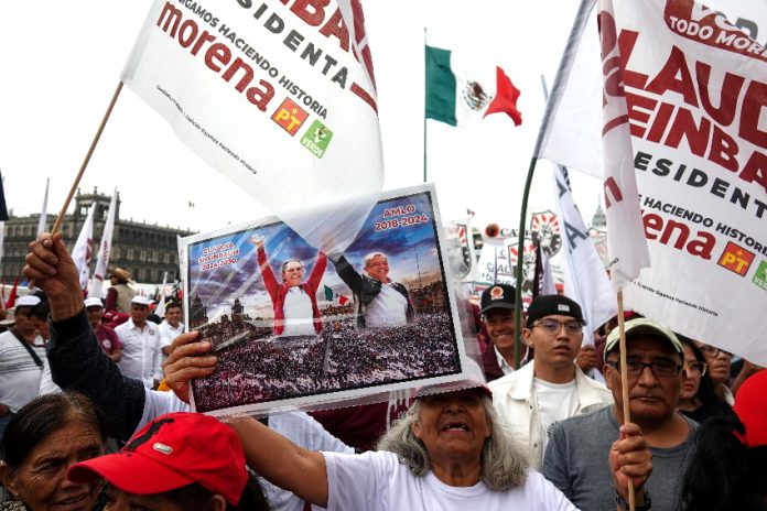 Supporters of Claudia Sheinbaum in the Zócalo