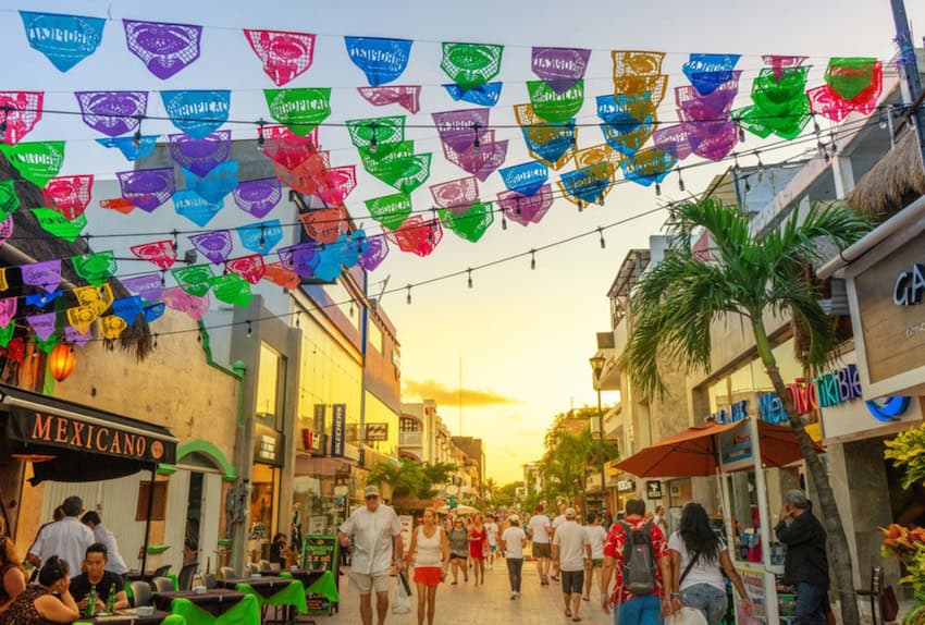 Avenida Quinta, Playa del Carmen 