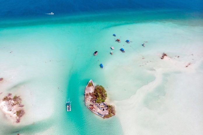 Lake Bacalar